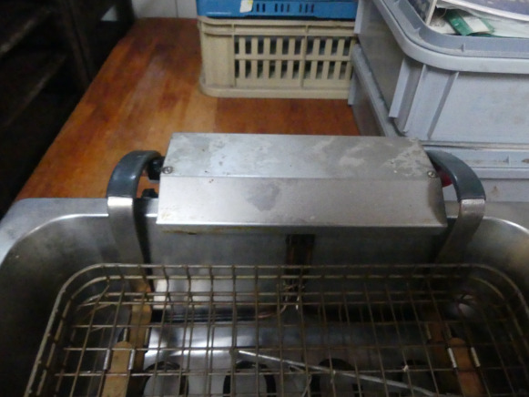 Friteuse à boule de Berlin Pelion, Allongeuse à pistolet marque et modèle illisible - Maquinaria de panadería: foto 5 Friteuse à boule de Berlin Pelion, Allongeuse à pistolet marque et modèle illisible - Maquinaria de panadería: foto 5