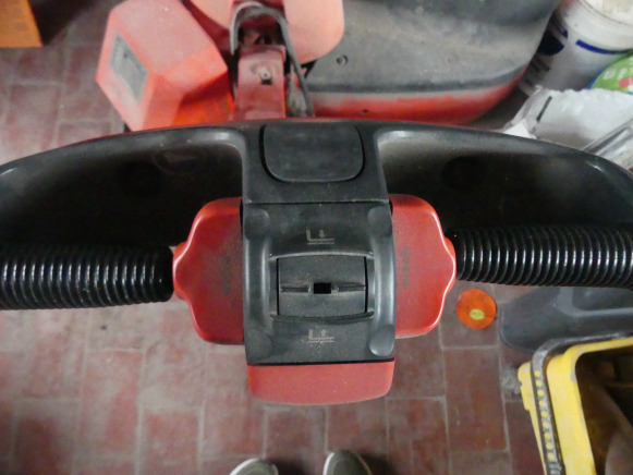 Gerbeur Fenwick L12 - Apilador: foto 4 Gerbeur Fenwick L12 - Apilador: foto 4