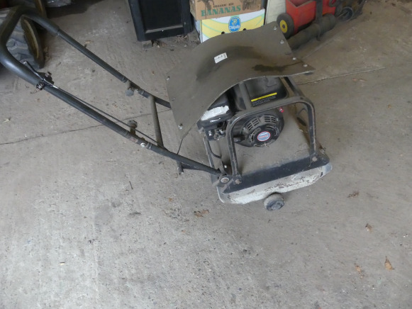 Plaque vibrante thermique Lumas VP100 - Plancha reversible: foto 2 Plaque vibrante thermique Lumas VP100 - Plancha reversible: foto 2