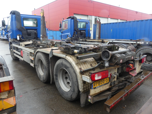 REF:41-BDD-3 - Camion porte container DAF FAS CF 85 (2013-417.489 km) - Camión portacontenedore/ Intercambiable: foto 4 REF:41-BDD-3 - Camion porte container DAF FAS CF 85 (2013-417.489 km) - Camión portacontenedore/ Intercambiable: foto 4