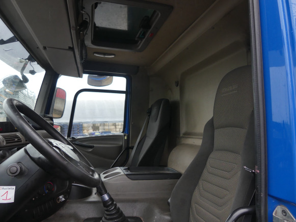 REF:BZ-NG-30 - Camion poubelle DAF FAG CF 75 (2011-465.671 km) - Camión de basura: foto 4 REF:BZ-NG-30 - Camion poubelle DAF FAG CF 75 (2011-465.671 km) - Camión de basura: foto 4