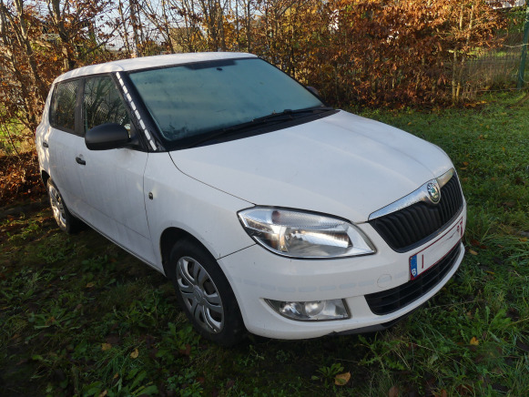 Voiture Skoda Fabia (2011-142449km-VIN:TMBEN65J1B3190467) - Coche: foto 5 Voiture Skoda Fabia (2011-142449km-VIN:TMBEN65J1B3190467) - Coche: foto 5
