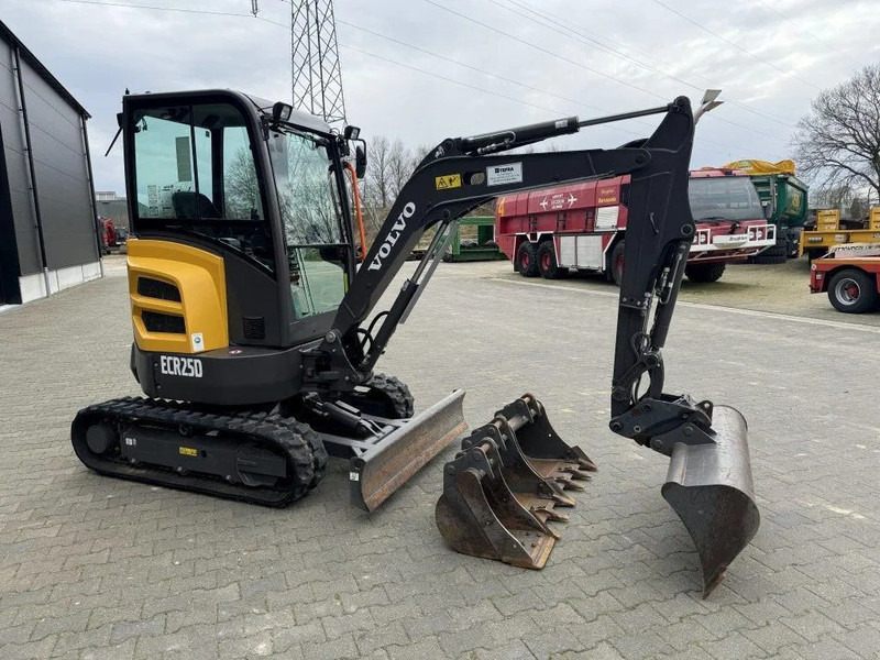 Volvo ECR25D - Miniexcavadora: foto 5 Volvo ECR25D - Miniexcavadora: foto 5
