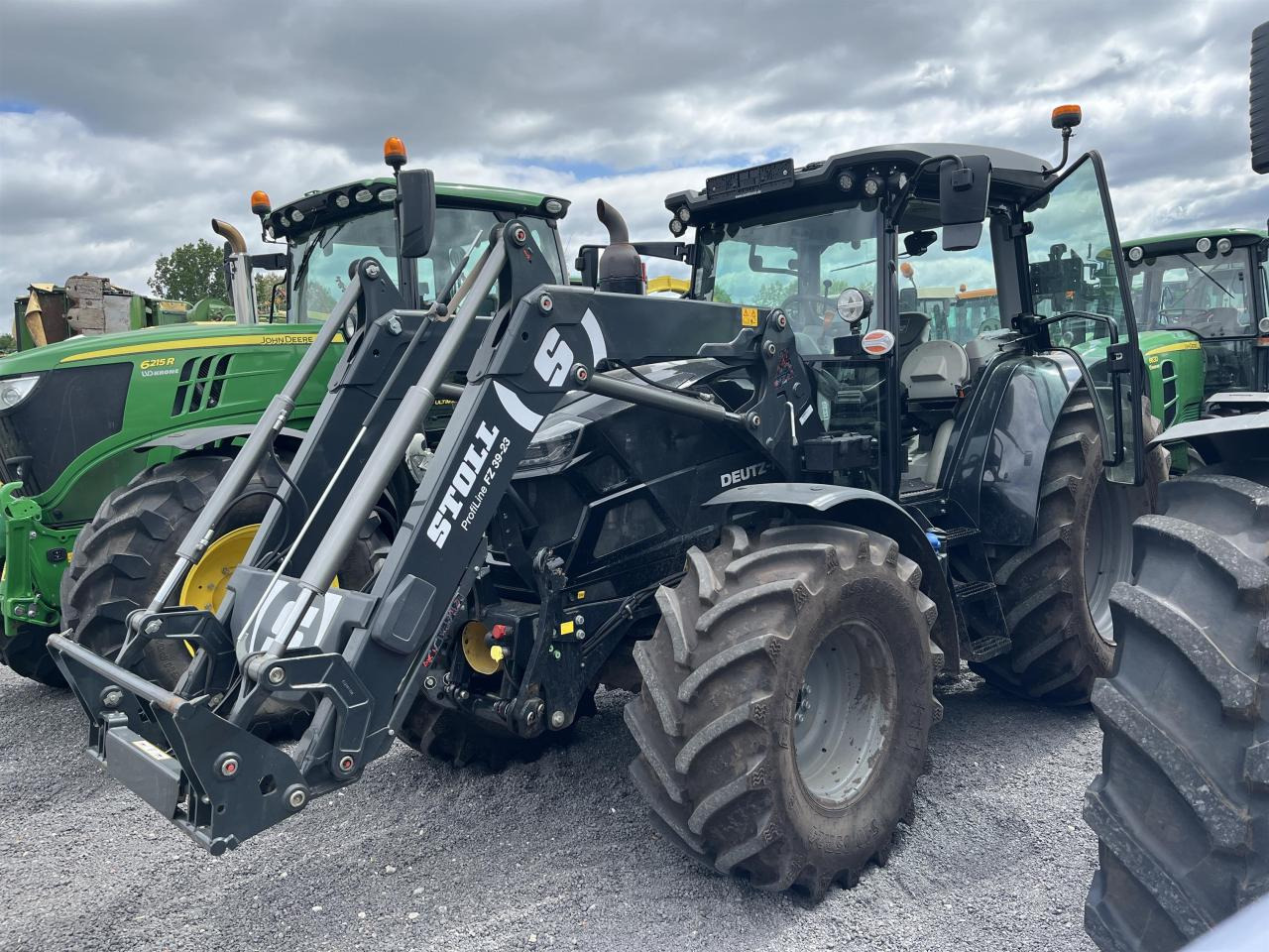 Deutz-Fahr 6125 C RVShift - Tractor: foto 1 Deutz-Fahr 6125 C RVShift - Tractor: foto 1