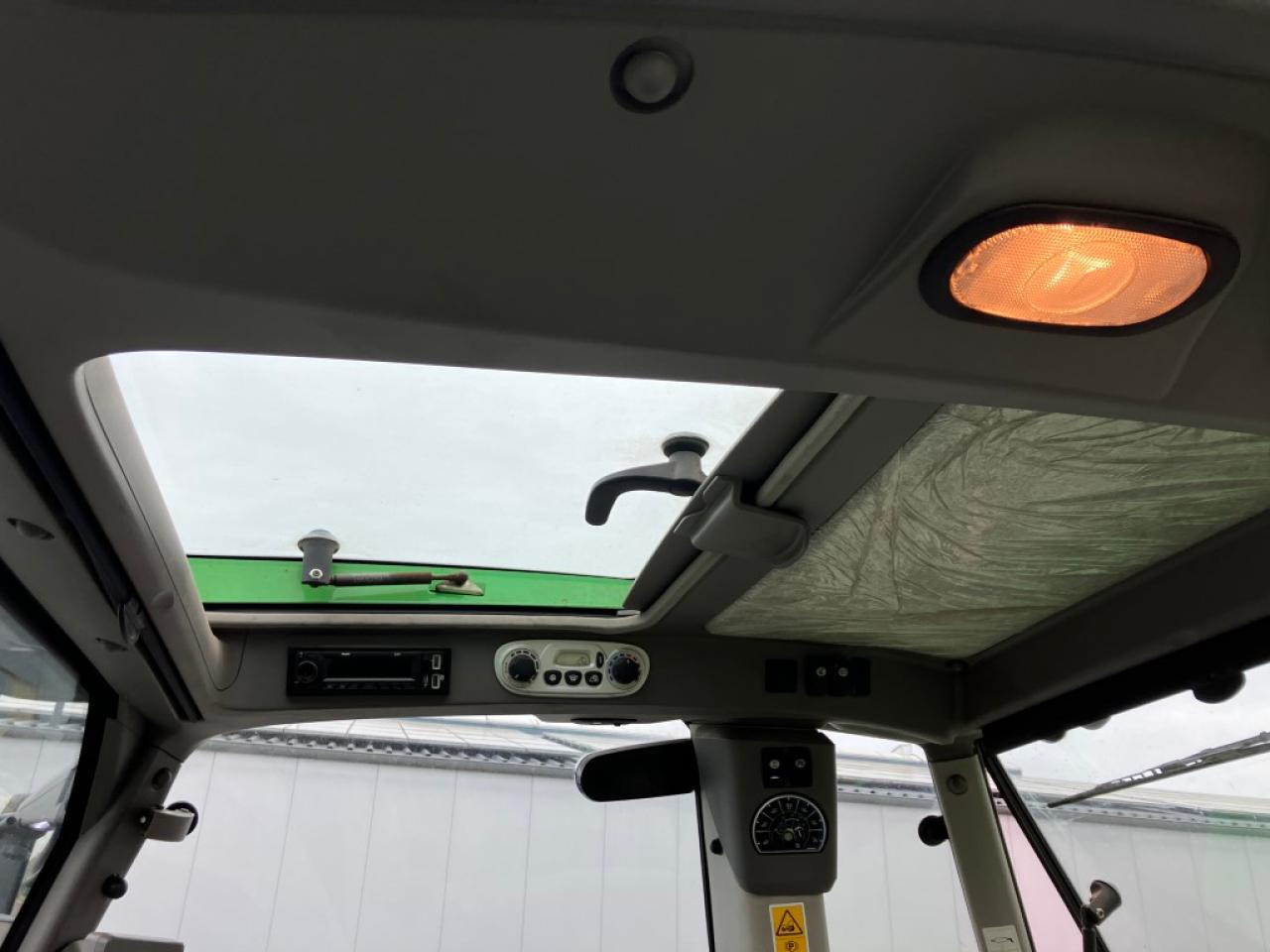 Tractor Deutz-Fahr 6215 TTV: foto 19