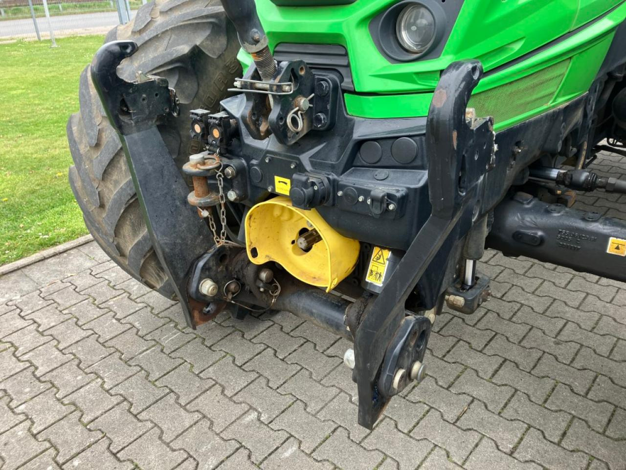 Tractor Deutz-Fahr 6215 TTV: foto 12