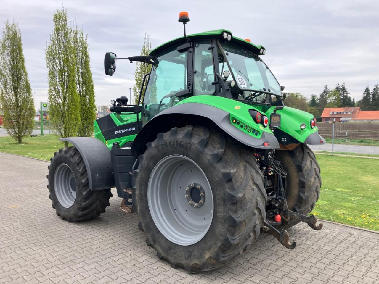 Tractor Deutz-Fahr 6215 TTV: foto 10