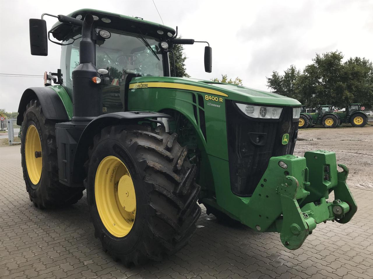 John Deere 8400R - Tractor: foto 2 John Deere 8400R - Tractor: foto 2