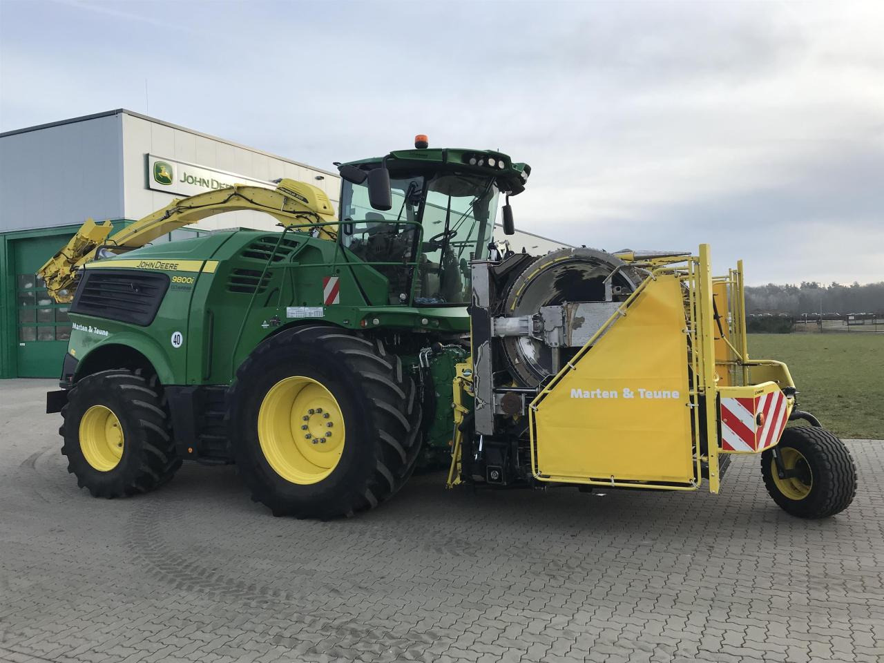 John Deere 9800 - Cosechadora de forraje: foto 2 John Deere 9800 - Cosechadora de forraje: foto 2