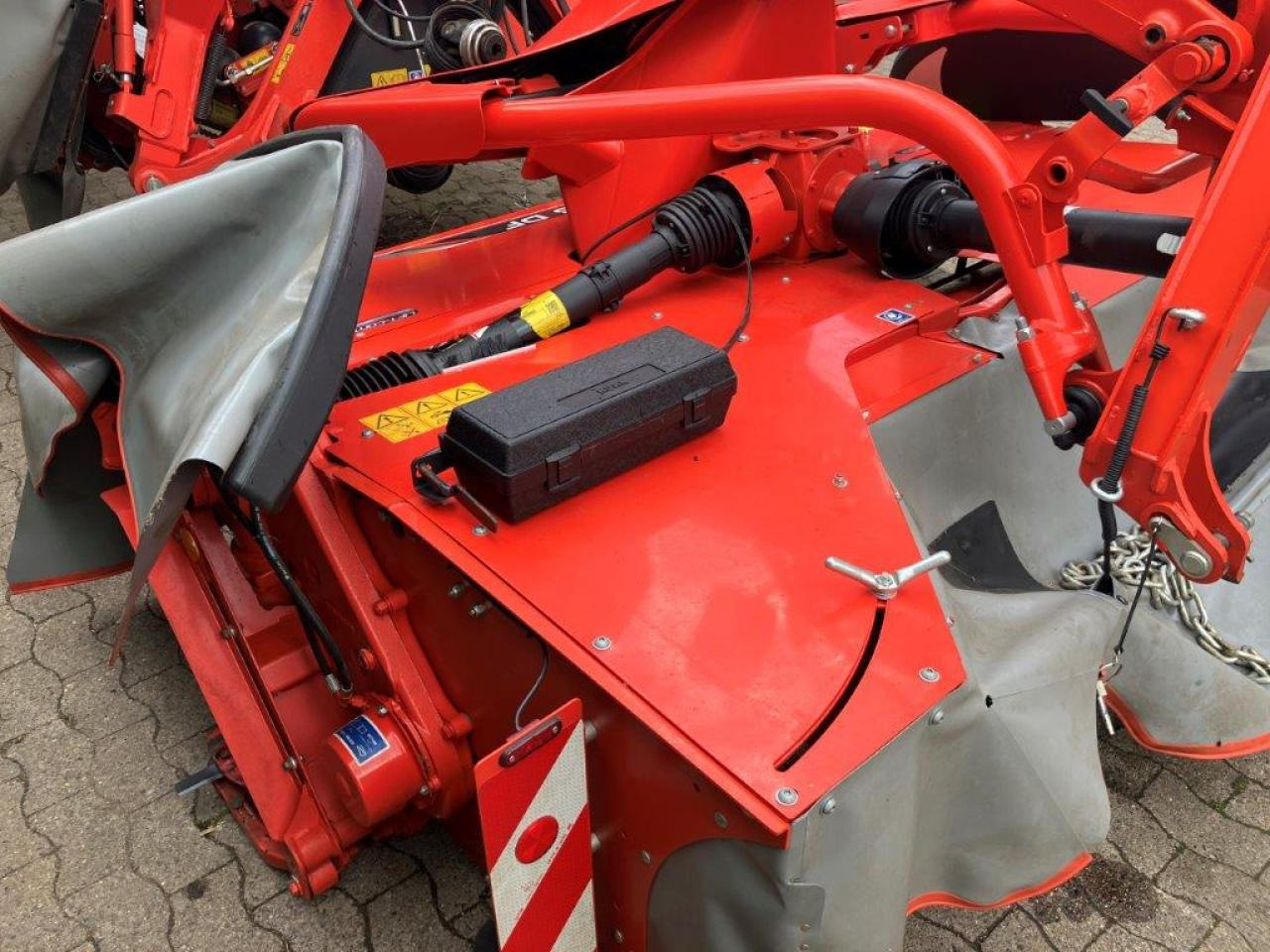 Kuhn FC9330 RA - Segadora: foto 5 Kuhn FC9330 RA - Segadora: foto 5