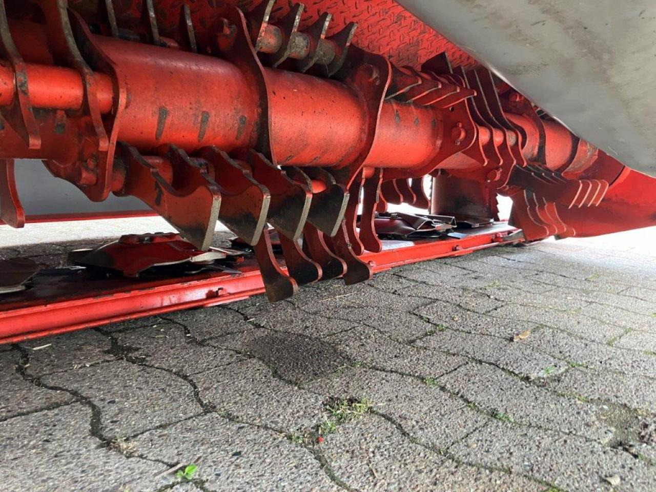 Kuhn FC9330 RA - Segadora: foto 4 Kuhn FC9330 RA - Segadora: foto 4