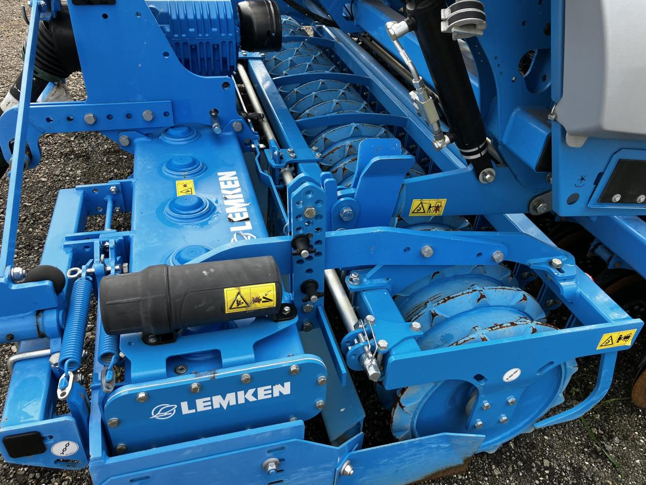 Lemken Saphir 9/300 - Sembradora: foto 4 Lemken Saphir 9/300 - Sembradora: foto 4