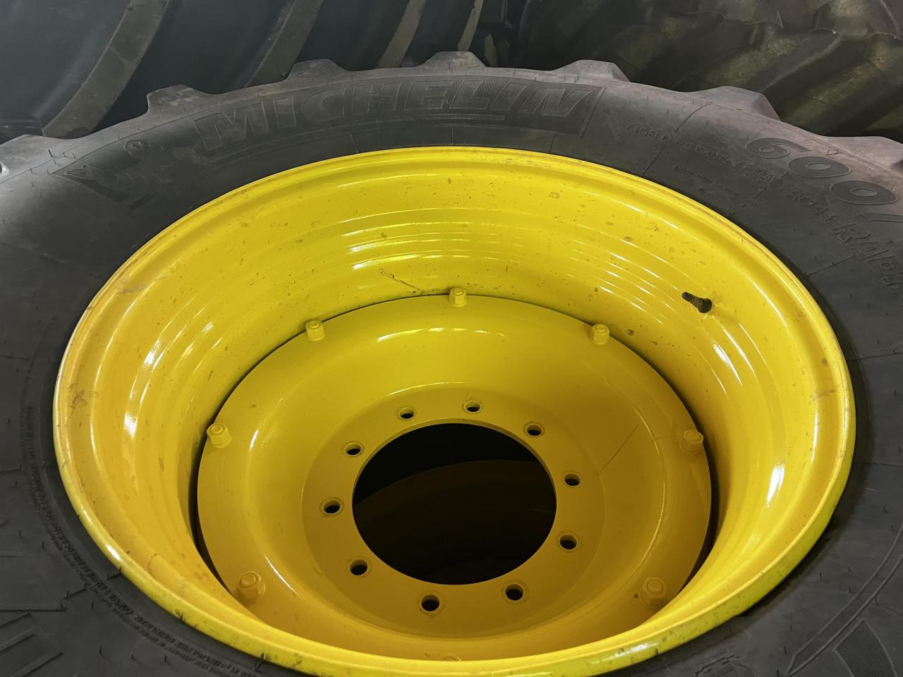 Michelin 600/70R30 - Neumático para Maquinaria agrícola: foto 5 Michelin 600/70R30 - Neumático para Maquinaria agrícola: foto 5