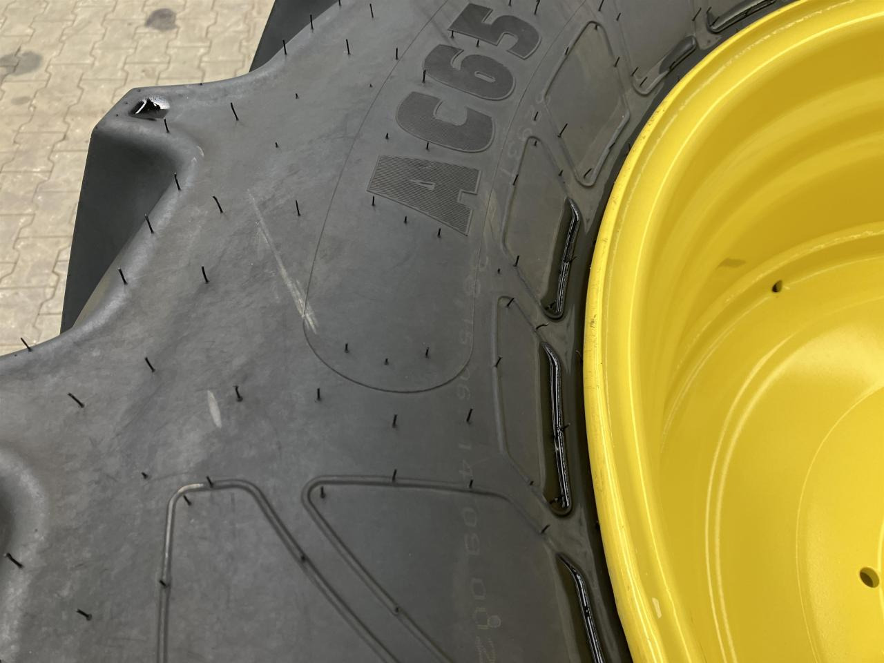 Mitas 600/65R38 - Neumático para Maquinaria agrícola: foto 4 Mitas 600/65R38 - Neumático para Maquinaria agrícola: foto 4