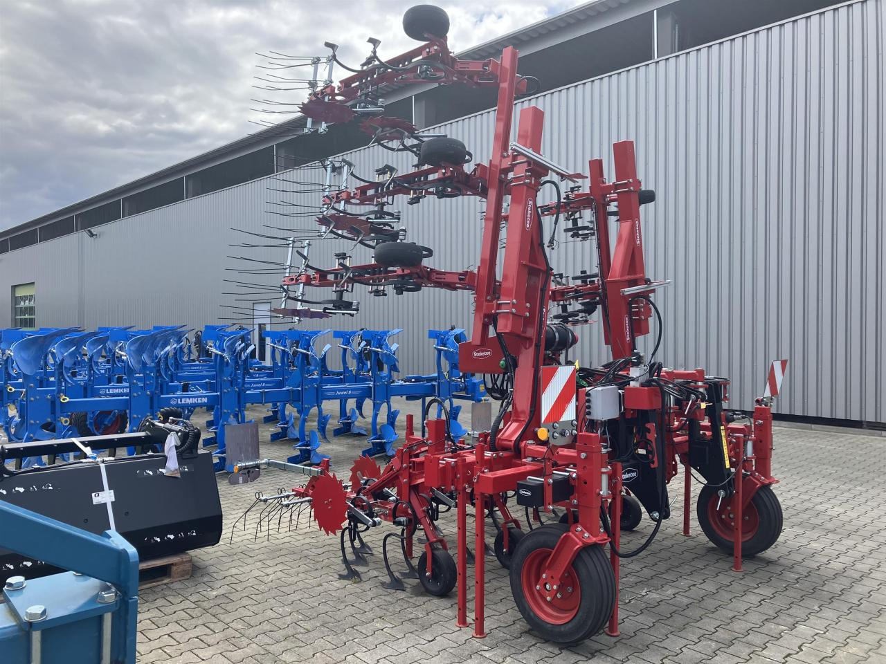 Steketee EC-Weeder 80:8 & EC-Steer 70:7 - Grada de púas: foto 2 Steketee EC-Weeder 80:8 & EC-Steer 70:7 - Grada de púas: foto 2