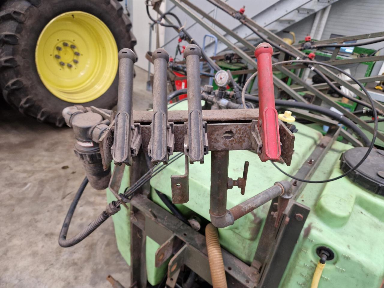 Tecnoma 800 Liter - Pulverizador suspendido: foto 4 Tecnoma 800 Liter - Pulverizador suspendido: foto 4