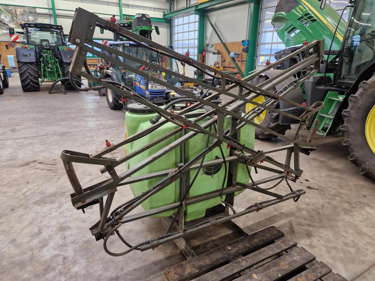 Tecnoma 800 Liter - Pulverizador suspendido: foto 3 Tecnoma 800 Liter - Pulverizador suspendido: foto 3