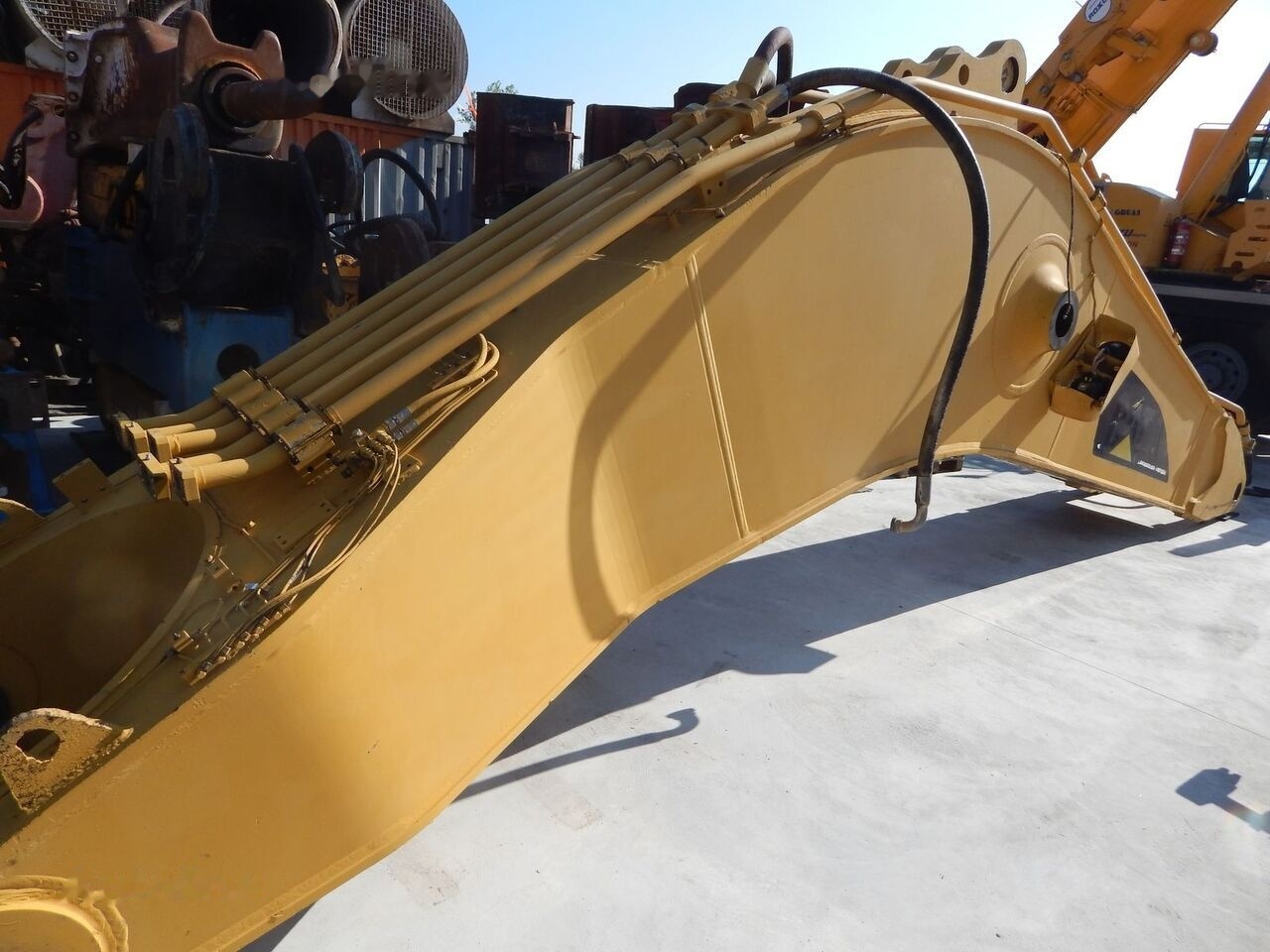 Caterpillar PLUMA CAT385B Caterpillar 385B - Brazo para Excavadora: foto 1 Caterpillar PLUMA CAT385B Caterpillar 385B - Brazo para Excavadora: foto 1