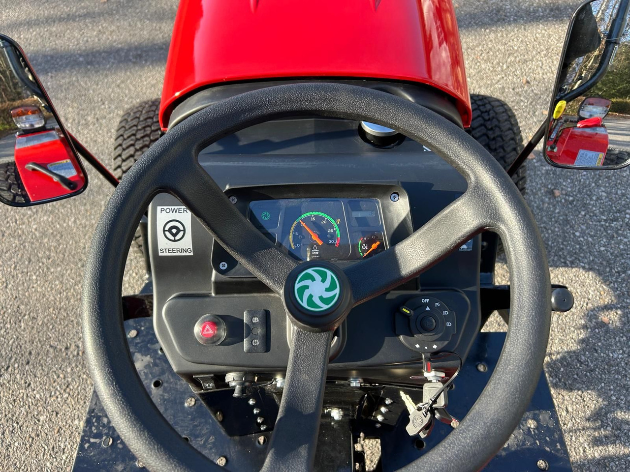 - Mini tractor: foto 5 - Mini tractor: foto 5