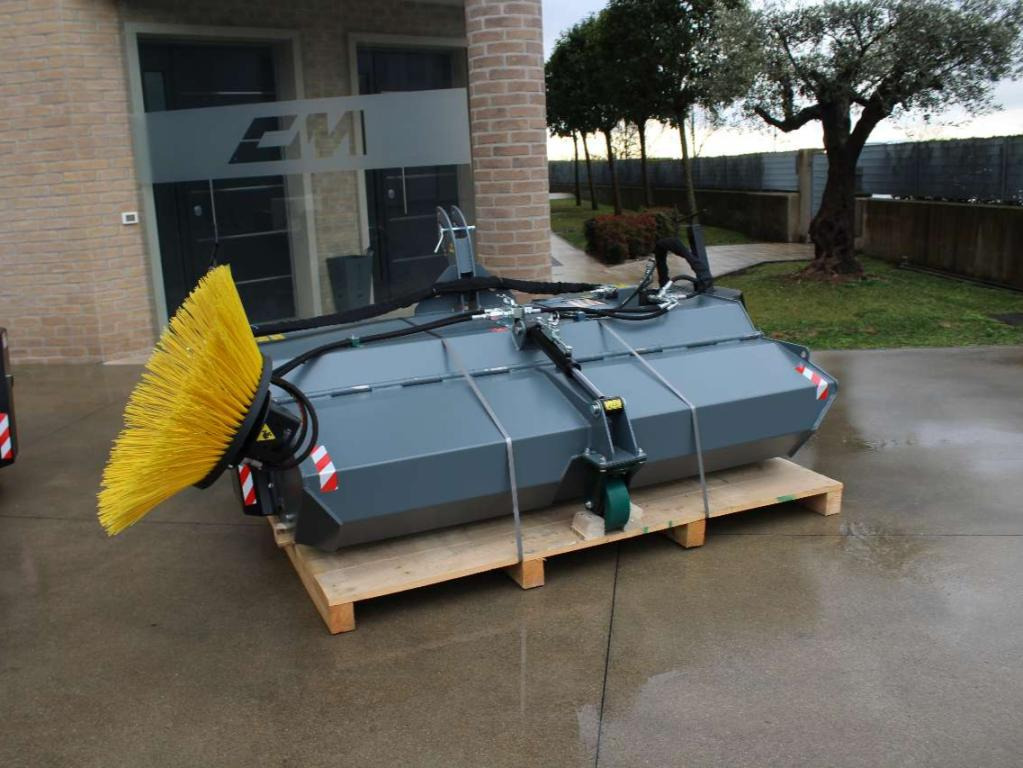 CM Crusher CBS 150 Sweeping Bucket - Barredora cucharón para Minicargadora: foto 1 CM Crusher CBS 150 Sweeping Bucket - Barredora cucharón para Minicargadora: foto 1