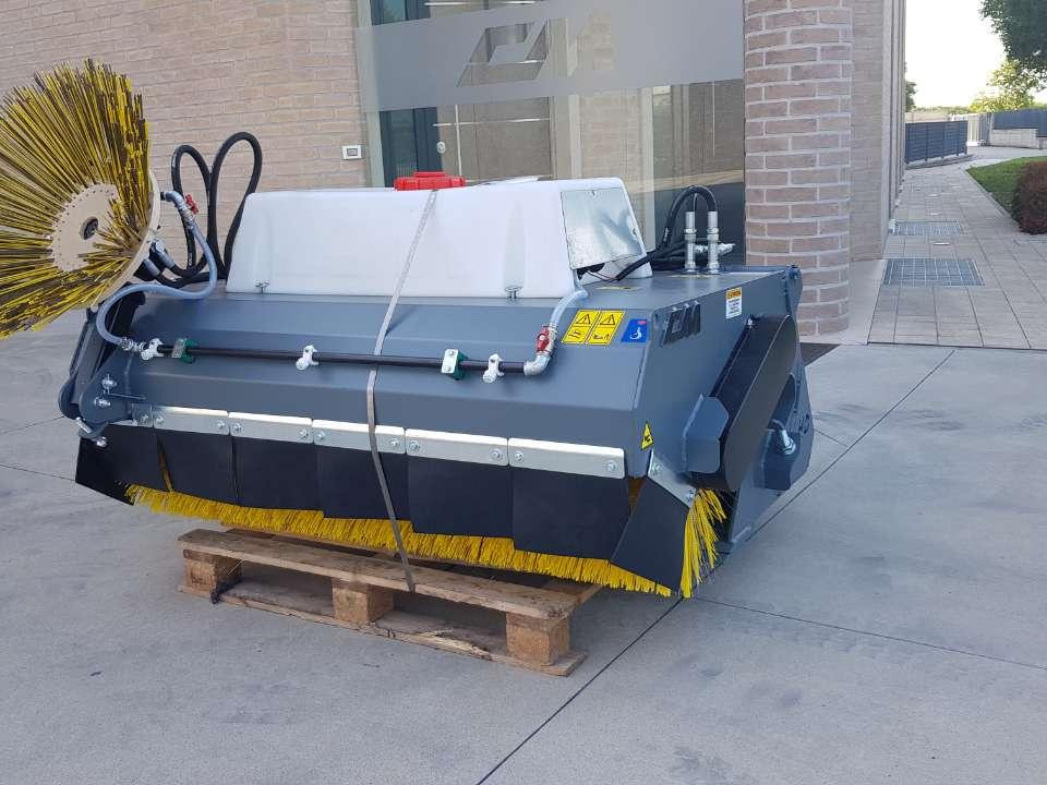 CM Crusher CBS 175 HD Sweeping Bucket - Barredora cucharón para Minicargadora: foto 1 CM Crusher CBS 175 HD Sweeping Bucket - Barredora cucharón para Minicargadora: foto 1