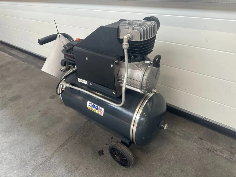 Compresor de aire nuevo Airmec C25 Oliegesmeerde Zuigercompressor 1.65 PK 190 L / min 8 Bar Overstock: foto 7