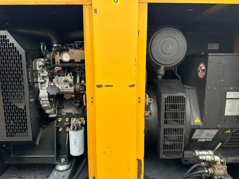 Generador industriale Atlas-Copco QAS 100 Perkins Leroy Somer 100 kVA Silent Rental generatorset: foto 8