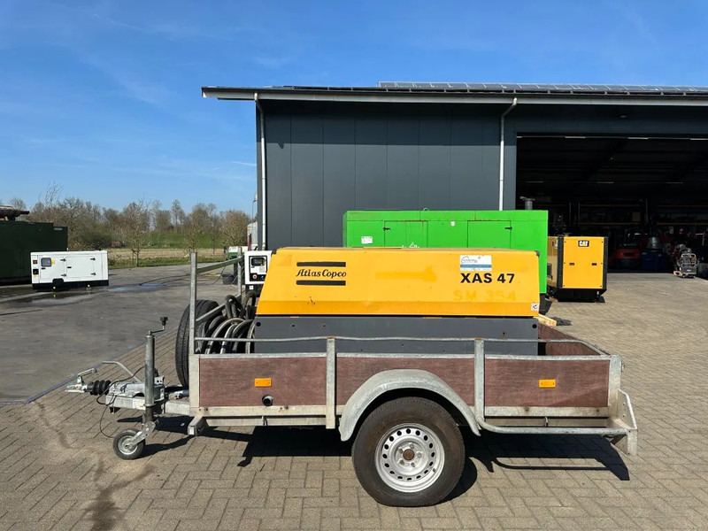 Atlas-Copco XAS 47 DD Deutz 2.6 m3 / min 7 Bar 21 kW Mobiele Diesel Compressor op aanhanger - Compresor de aire: foto 1 Atlas-Copco XAS 47 DD Deutz 2.6 m3 / min 7 Bar 21 kW Mobiele Diesel Compressor op aanhanger - Compresor de aire: foto 1