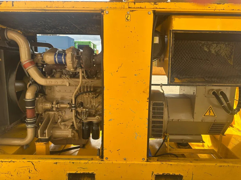 Generador industriale DAF DKX 1160 Stamford 250 kVA Silent Noodstroom generatorset: foto 12 Generador industriale DAF DKX 1160 Stamford 250 kVA Silent Noodstroom generatorset: foto 12