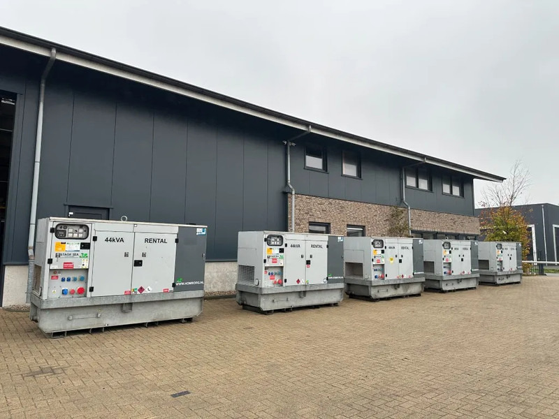 Europower EPUS44TDE Kubota Leroy Somer 44 kVA Supersilent Rentalg eneratorset 2018 ! - Generador industriale: foto 4 Europower EPUS44TDE Kubota Leroy Somer 44 kVA Supersilent Rentalg eneratorset 2018 ! - Generador industriale: foto 4