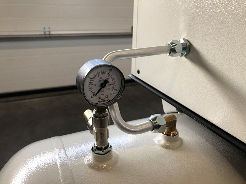 Compresor de aire nuevo Fiac New Silver 7.5 / 300 Silent 5.5 kW 720 L / min  10 Bar Elektrische schroefcompressor met ketel: foto 13 Compresor de aire nuevo Fiac New Silver 7.5 / 300 Silent 5.5 kW 720 L / min  10 Bar Elektrische schroefcompressor met ketel: foto 13