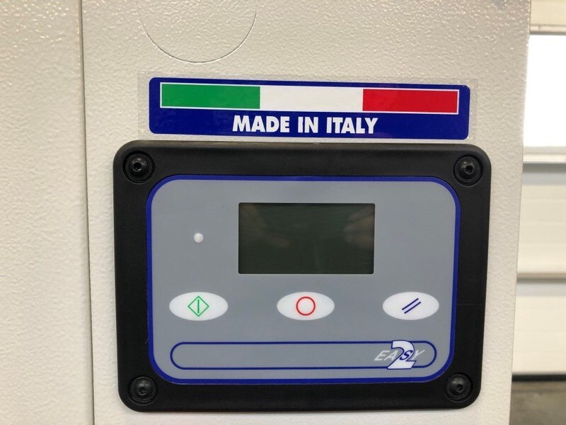 Compresor de aire nuevo Fiac New Silver 7.5 / 300 Silent 5.5 kW 720 L / min  10 Bar Elektrische schroefcompressor met ketel: foto 6 Compresor de aire nuevo Fiac New Silver 7.5 / 300 Silent 5.5 kW 720 L / min  10 Bar Elektrische schroefcompressor met ketel: foto 6