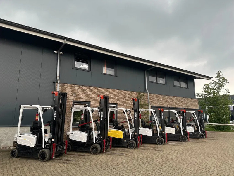 Hyster J1.8XN MWB 1.8 ton Triplex Freelift Sideshift Positioner Elektra Heftruck Accu 2023 - Carretilla elevadora eléctrica: foto 2 Hyster J1.8XN MWB 1.8 ton Triplex Freelift Sideshift Positioner Elektra Heftruck Accu 2023 - Carretilla elevadora eléctrica: foto 2