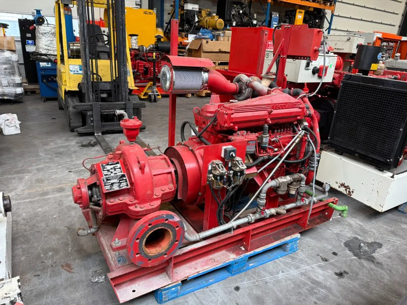 Iveco 8061 SRI 41.00 Armstrong Diesel Waterpomp 454 m3 / h 11 Bar 207 hours ! - Bomba de agua: foto 2 Iveco 8061 SRI 41.00 Armstrong Diesel Waterpomp 454 m3 / h 11 Bar 207 hours ! - Bomba de agua: foto 2