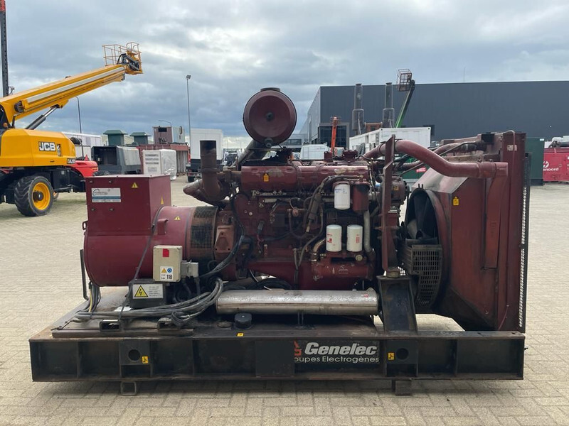Iveco 8210 DRI 26 Marelli 300 kVA generatorset - Generador industriale: foto 5 Iveco 8210 DRI 26 Marelli 300 kVA generatorset - Generador industriale: foto 5