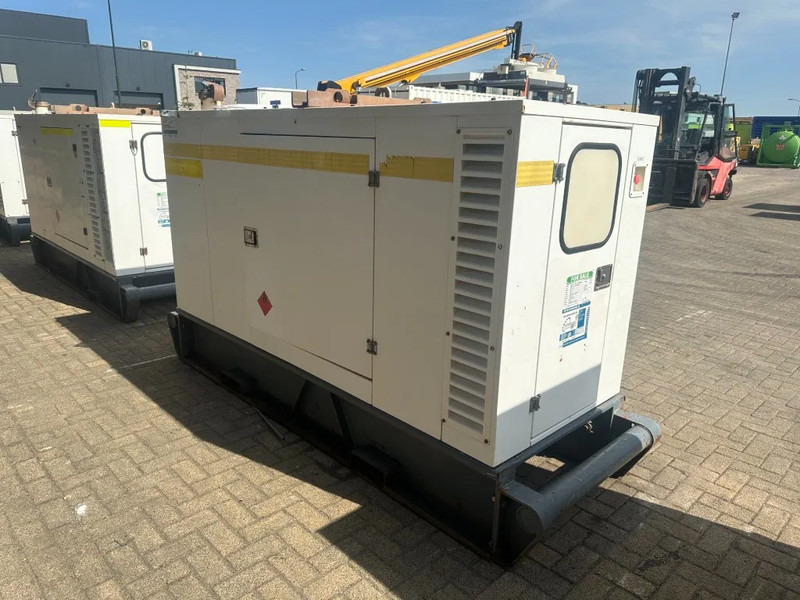 Generador industriale Iveco FPT NEF45 SM1A.A004 Stamford 60 kVA Silent Rental generatorset: foto 9