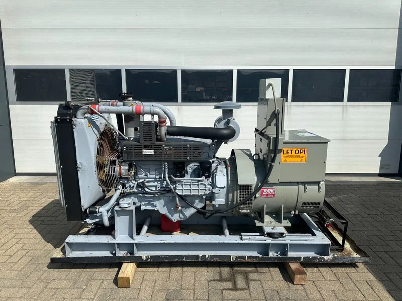 Iveco GE 8061 SRI 25.05 Leroy Somer 125 kVA generatorset - Generador industriale: foto 1 Iveco GE 8061 SRI 25.05 Leroy Somer 125 kVA generatorset - Generador industriale: foto 1