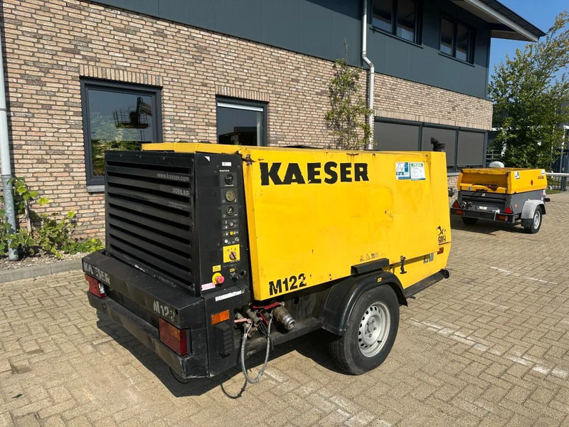 Kaeser M122 Deutz 11.1 m3 / min 10 Bar 83 kW Mobiele Diesel Compressor - Compresor de aire: foto 5 Kaeser M122 Deutz 11.1 m3 / min 10 Bar 83 kW Mobiele Diesel Compressor - Compresor de aire: foto 5