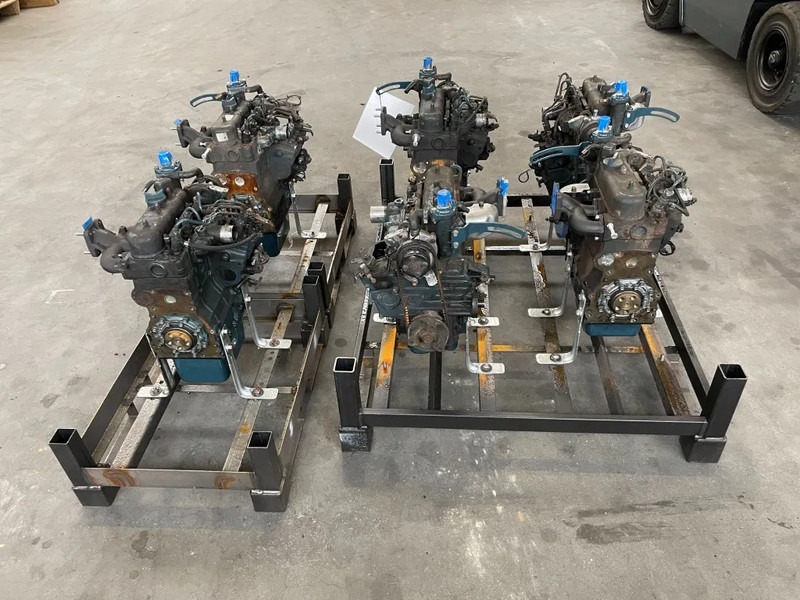 Kubota D722 dieselmotor 3 cilinder 18 PK (4stuks!) - Motor para Equipo de manutención: foto 3 Kubota D722 dieselmotor 3 cilinder 18 PK (4stuks!) - Motor para Equipo de manutención: foto 3