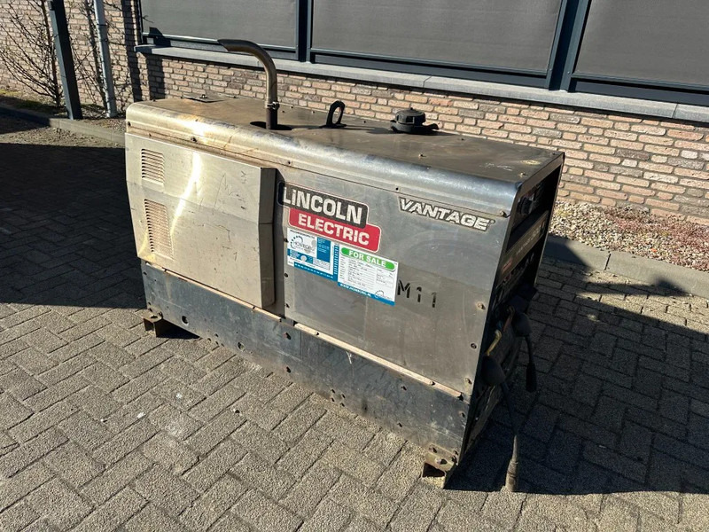 Lincoln Electric Vantage 500 Perkins 500 Amp Las generatorset Welding genset - Generador industriale: foto 2 Lincoln Electric Vantage 500 Perkins 500 Amp Las generatorset Welding genset - Generador industriale: foto 2