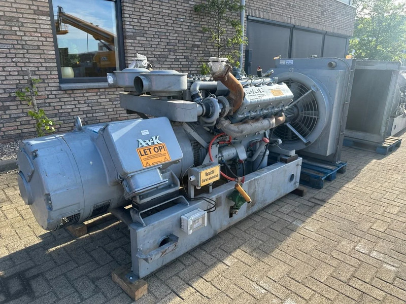 Generador industriale MAN D 2858 MT AvK 250 kVA Noodstroom generatorset ex Emergency: foto 10 Generador industriale MAN D 2858 MT AvK 250 kVA Noodstroom generatorset ex Emergency: foto 10