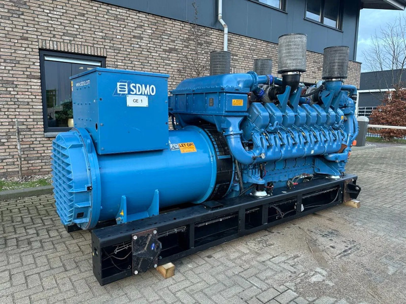 Generador industriale MTU 16V 4000 G61 SDMO XS 2000 Leroy Somer 2000 kVA generatorset: foto 7