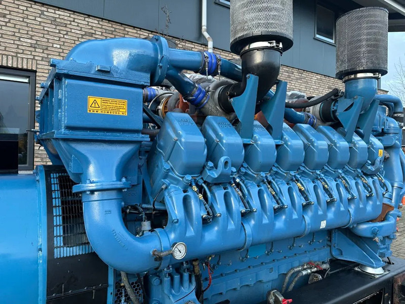 Generador industriale MTU 16V 4000 G61 SDMO XS 2000 Leroy Somer 2000 kVA generatorset: foto 12