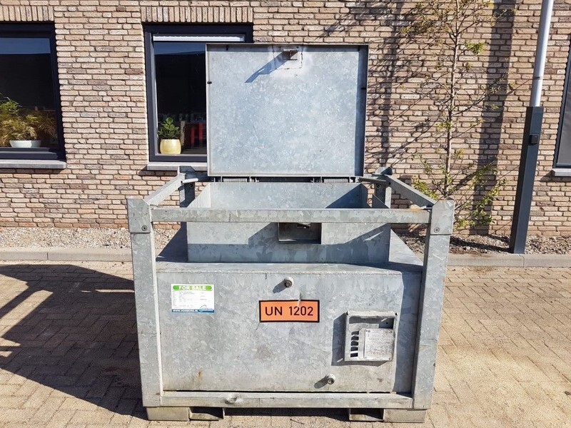 OTTO 1000 liter dieseltank IBC Gegalvaniseerd as New ! - Tanque de almacenamiento: foto 3 OTTO 1000 liter dieseltank IBC Gegalvaniseerd as New ! - Tanque de almacenamiento: foto 3