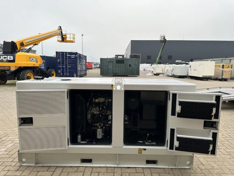 Generador industriale nuevo Perkins 1104C-44TAG2 Leroy Somer 110 kVA Silent generatorset LOADSHARING / SYNCHRONISING TO GRID: foto 20