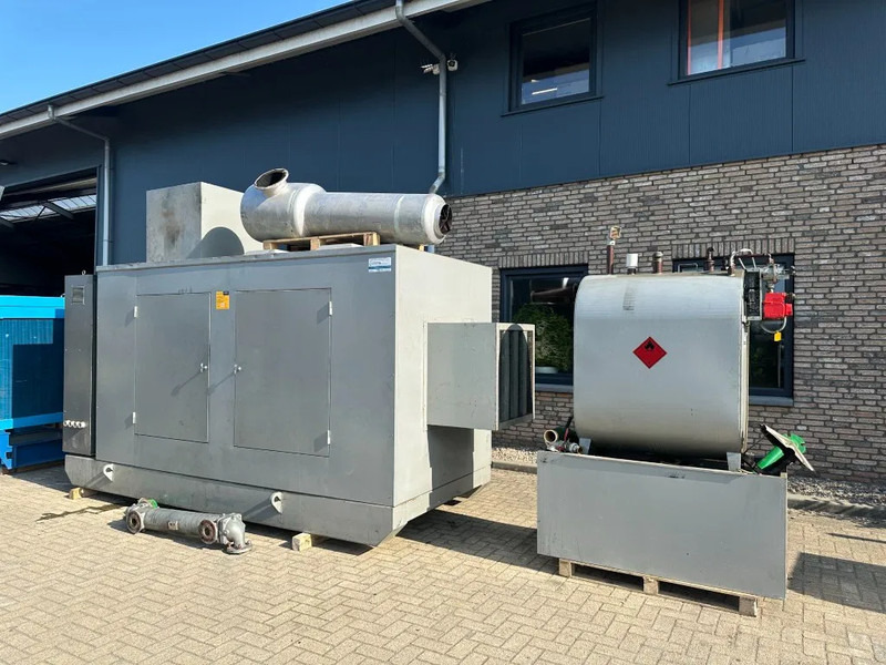 Perkins 3012 TWG2 Leroy Somer 630 kVA noodstroom generatorset 676 hours ! - Generador industriale: foto 5 Perkins 3012 TWG2 Leroy Somer 630 kVA noodstroom generatorset 676 hours ! - Generador industriale: foto 5