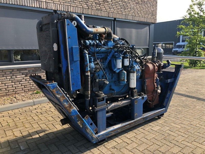Sisu Valmet Diesel 74.234 ETA 181 HP diesel enine with ZF gearbox - Motor: foto 5 Sisu Valmet Diesel 74.234 ETA 181 HP diesel enine with ZF gearbox - Motor: foto 5