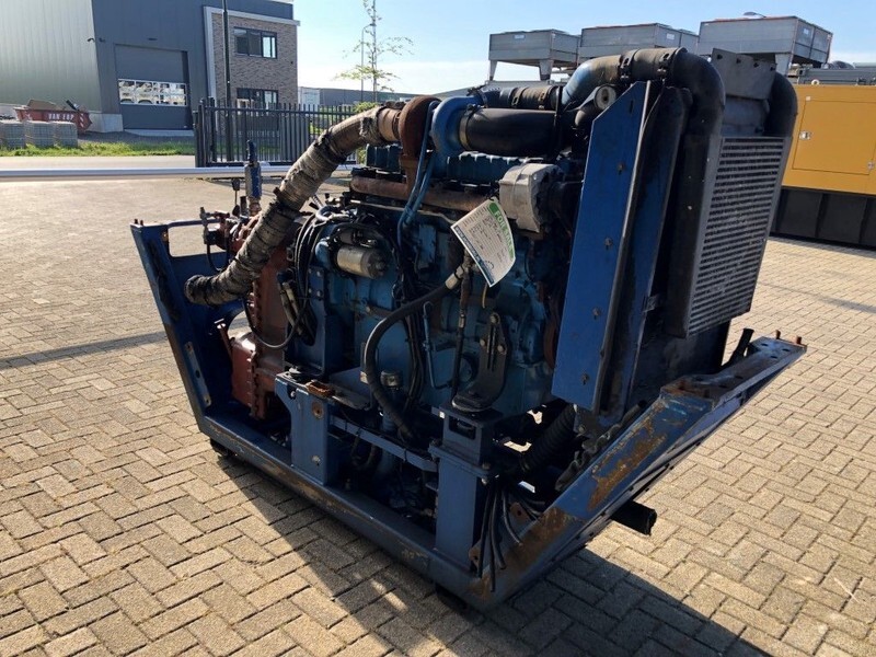 Sisu Valmet Diesel 74.234 ETA 181 HP diesel enine with ZF gearbox - Motor: foto 5 Sisu Valmet Diesel 74.234 ETA 181 HP diesel enine with ZF gearbox - Motor: foto 5