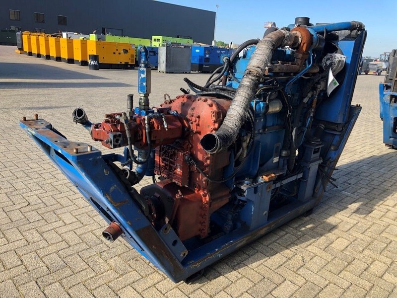 Sisu Valmet Diesel 74.234 ETA 181 HP diesel enine with ZF gearbox - Motor: foto 5 Sisu Valmet Diesel 74.234 ETA 181 HP diesel enine with ZF gearbox - Motor: foto 5