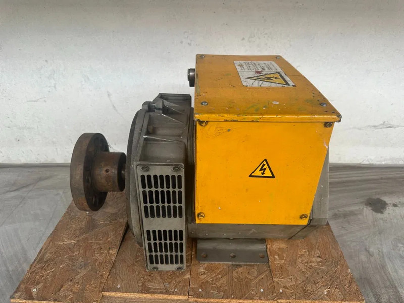 Stamford BC.I164D2 15 kVa Stamford Dubbel gelagerd Double Bearing generatordeel Alternator - Generador industriale: foto 4 Stamford BC.I164D2 15 kVa Stamford Dubbel gelagerd Double Bearing generatordeel Alternator - Generador industriale: foto 4